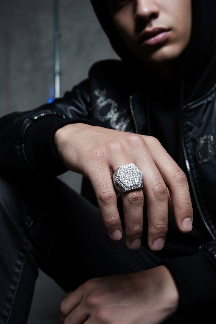 Bague Homme ROYAL PAVE™ — Design Carré & Cristaux CZ